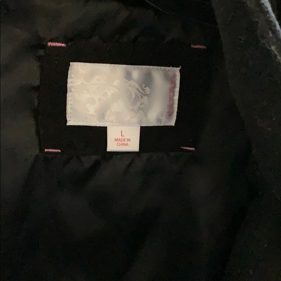 Black warm coat - Picture 3 of 3